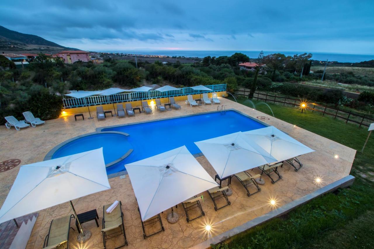 Abbaidda Hotel Valledoria  Exterior photo